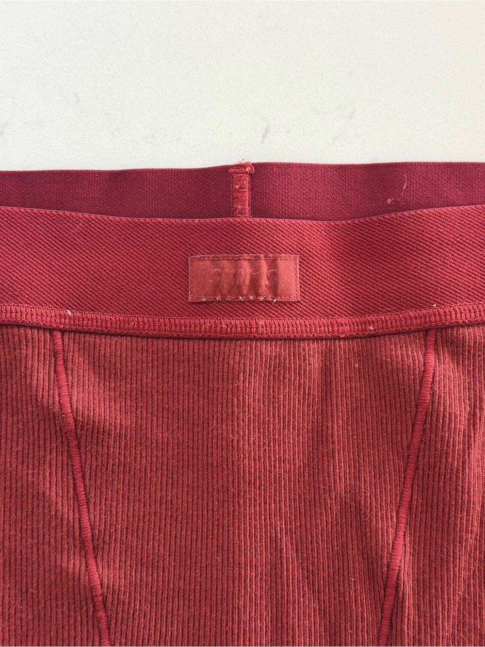 Skims Red Ribbed Boxer Shorts - Picture 2 of 4
